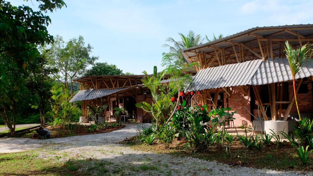 Bamboo Cottage Langkawi Pantai Cenang  Esterno foto